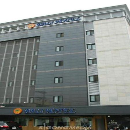Bali Tourist Hotel Seul Exterior foto